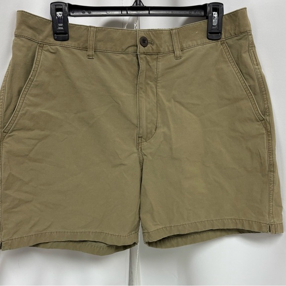 Madewell Other - Madewell Olive Green Flat Front Men's Shorts
